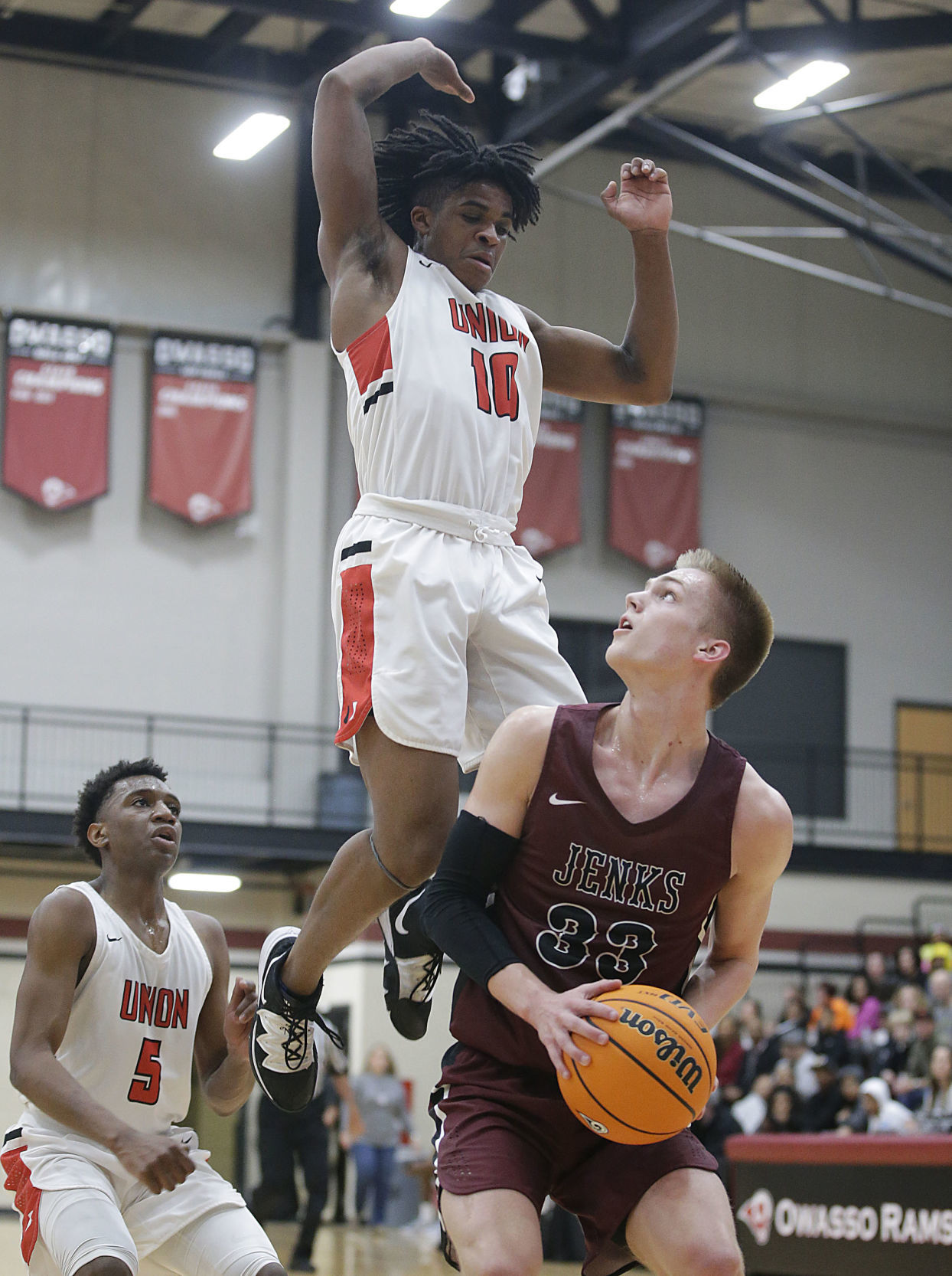 UNION v JENKS BASKEBALL